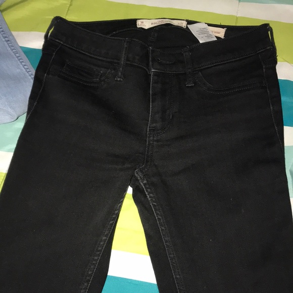Hollister low rise black jeans 🖤 - Picture 4 of 6